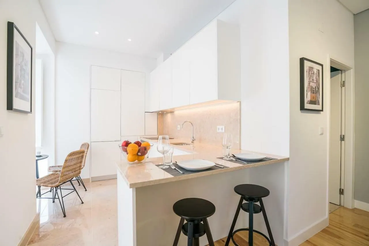 Modern Apartment In Chiado Lisbon