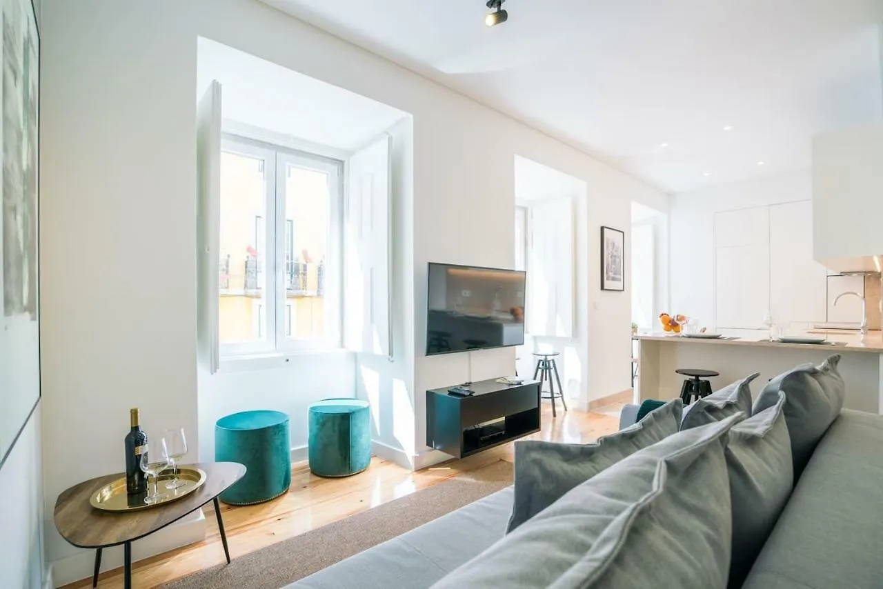 Modern Apartment In Chiado Lisbon 0*,