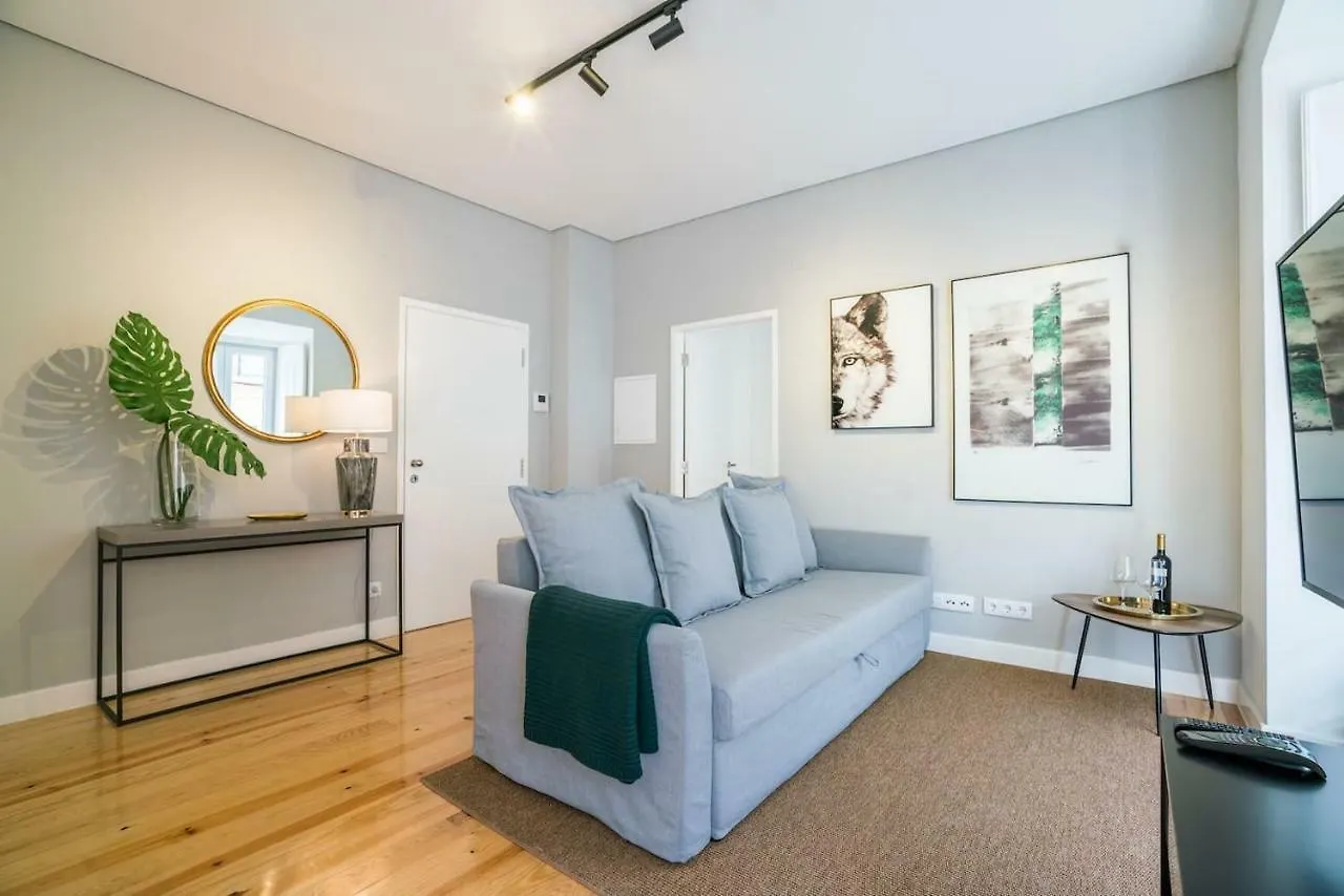 Modern Apartment In Chiado Lisbon