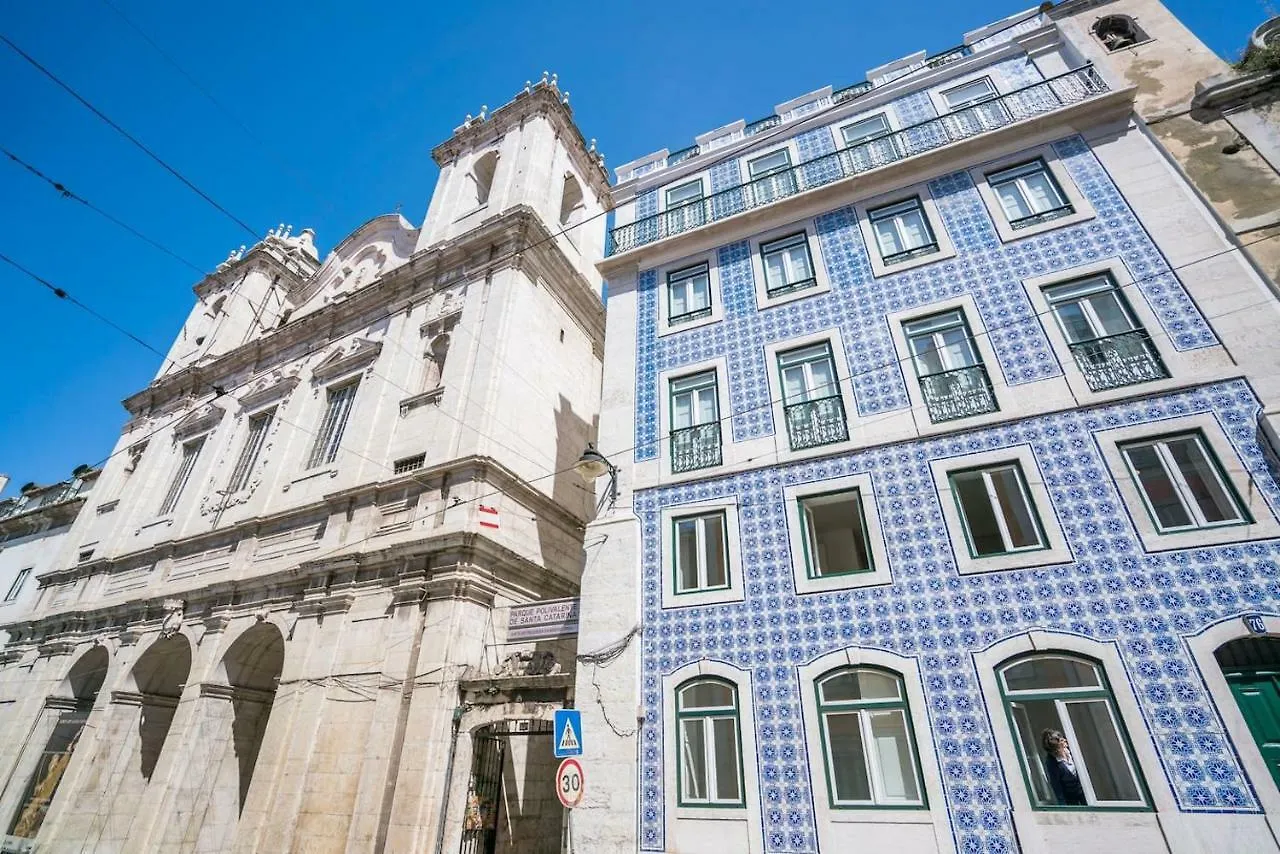 Modern Apartment In Chiado Lisboa